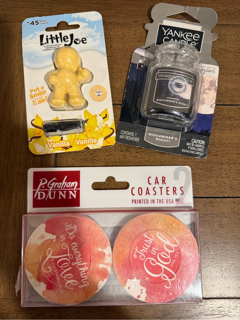 Yankee Candle Midsummer's Night Car Air Freshener with Yellow Vanilla LittleJoe